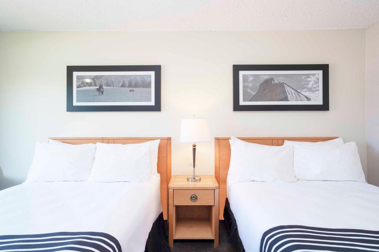 Sandman Inn Mcbride Exteriér fotografie